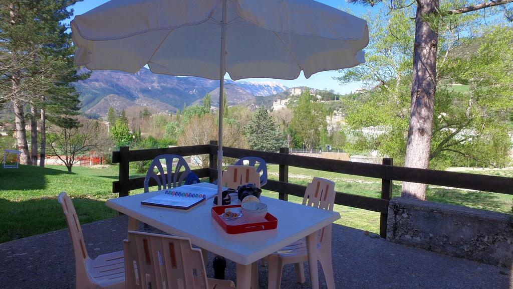 Vvf Drome Provence Ξενοδοχείο Montbrun-les-Bains Εξωτερικό φωτογραφία