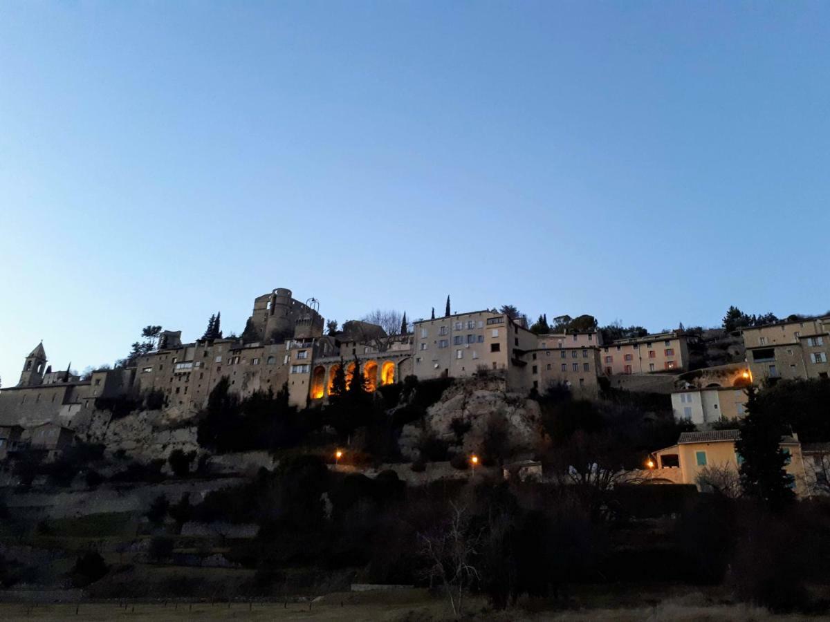 Vvf Drome Provence Ξενοδοχείο Montbrun-les-Bains Εξωτερικό φωτογραφία
